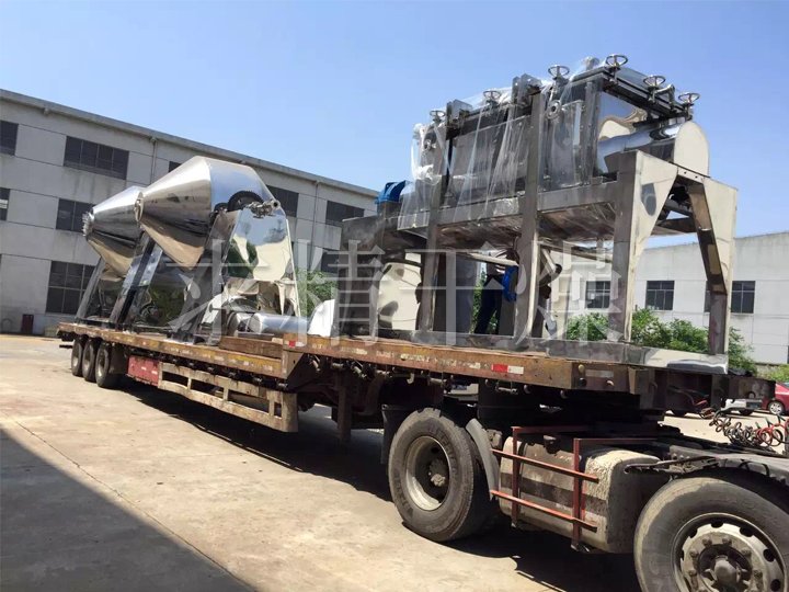 SZG系列雙錐回轉(zhuǎn)真空干燥機